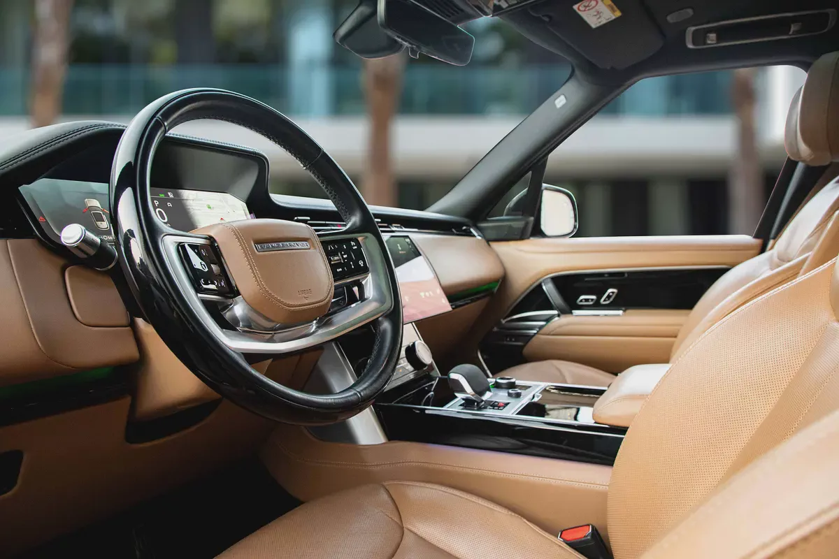 7,442 P.M |  Range Rover Autobiography | 0% Downpayment | IMMACULATE!-8-8
