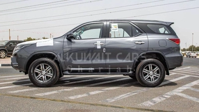 Toyota Fortuner Fortuner 2.7L 4WD V4-5