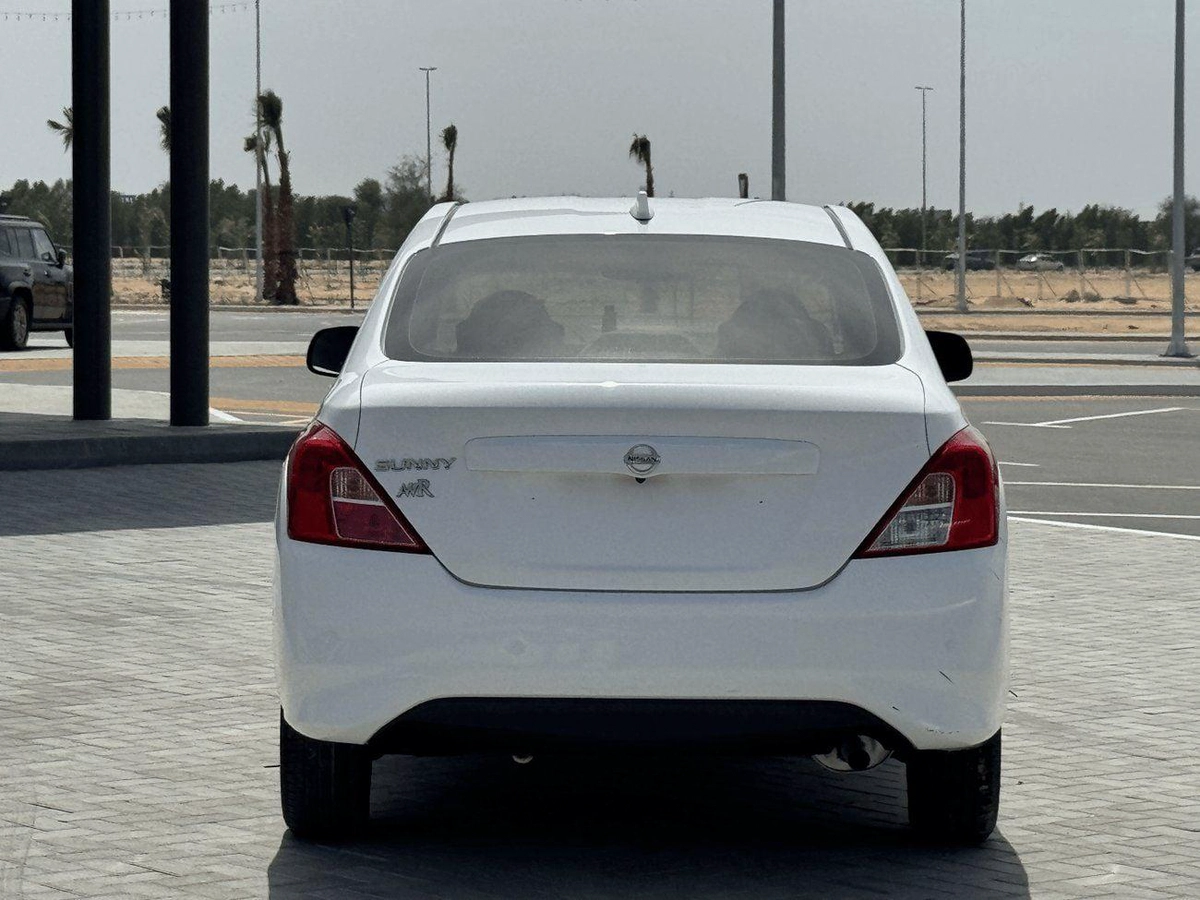 Nissan Sunny S-6-0