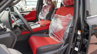 Lexus LX600 FSport 3.5L V6 5 Seats-12