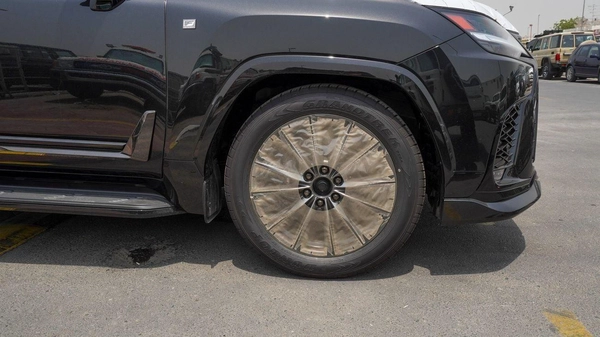 Lexus LX600 FSport 3.5L V6 5 Seats