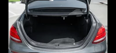 Mercedes Benz E200 STANDARD-16