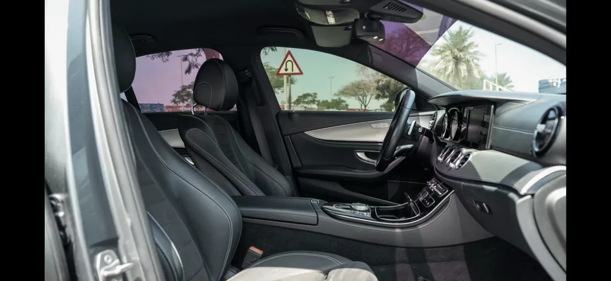 Mercedes Benz E200 STANDARD-6-0