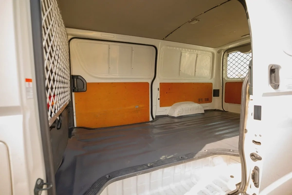 Toyota Hiace Standard Roof | Delivery Van | GCC Specs | Ref#T24064