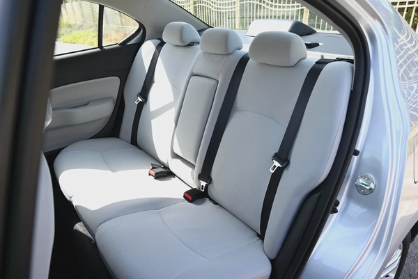 0% DP - ORIGINAL PAINT - MITSUBISHI ATTRAGE 2022 - LOW MILEAGE - GCC