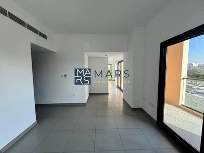 Spacious 1 BHK | Close Kitchen | Big Balcony.-3