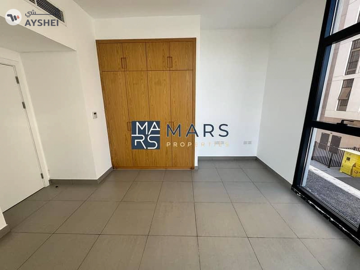 Spacious 1 BHK | Close Kitchen | Big Balcony.-12-12