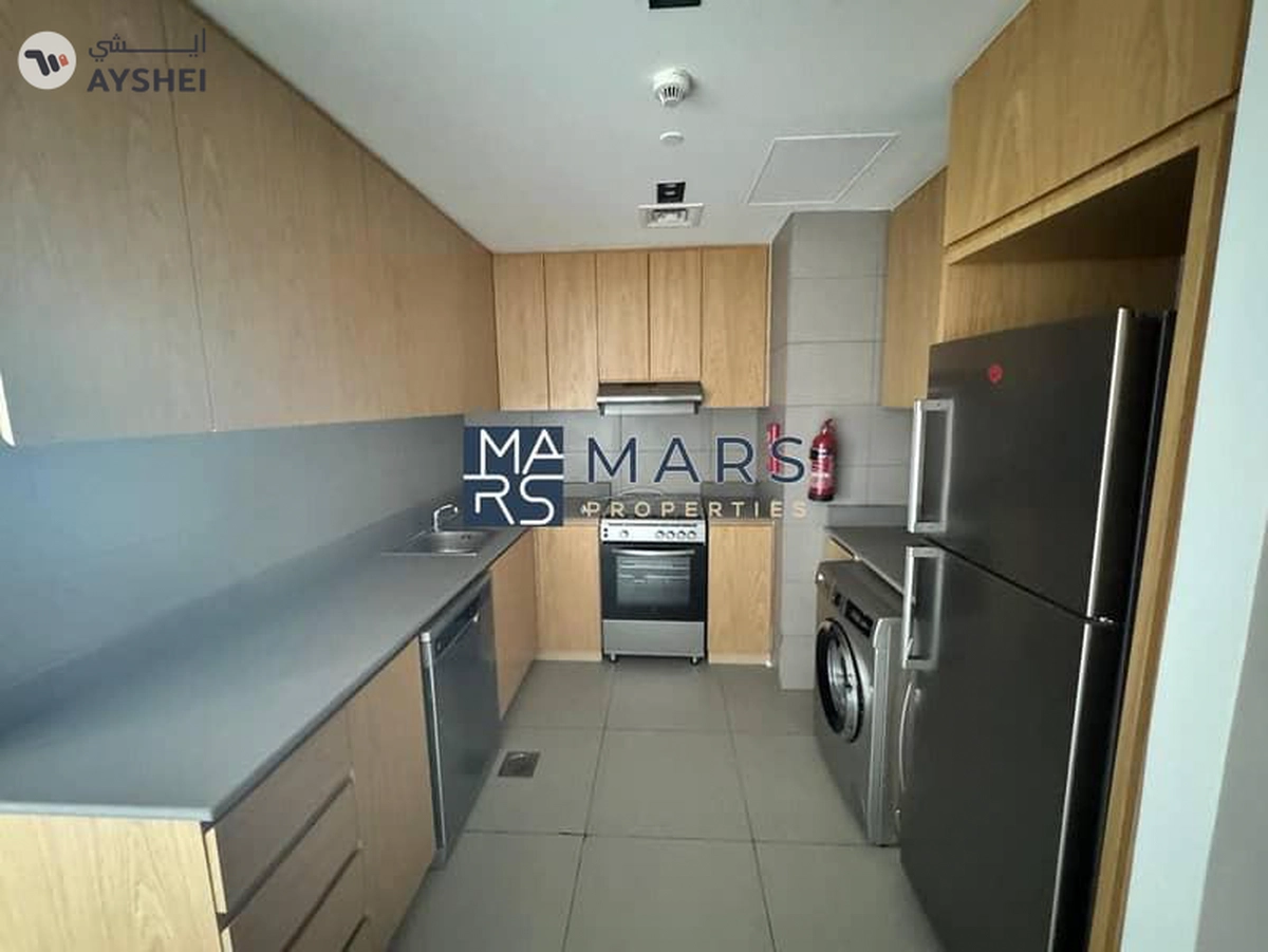 Spacious 1 BHK | Close Kitchen | Big Balcony.-1-1