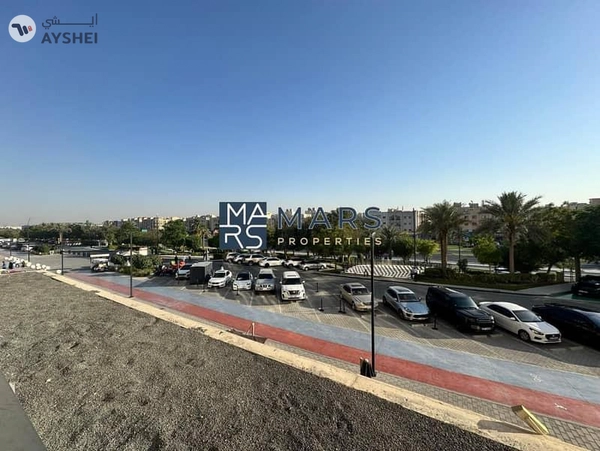 Spacious 1 BHK | Close Kitchen | Big Balcony.