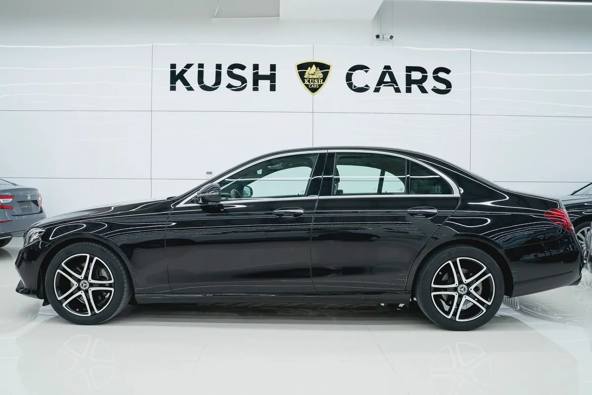 2020 MERCEDES-BENZ E250 IN EXCELLENT CONDITION