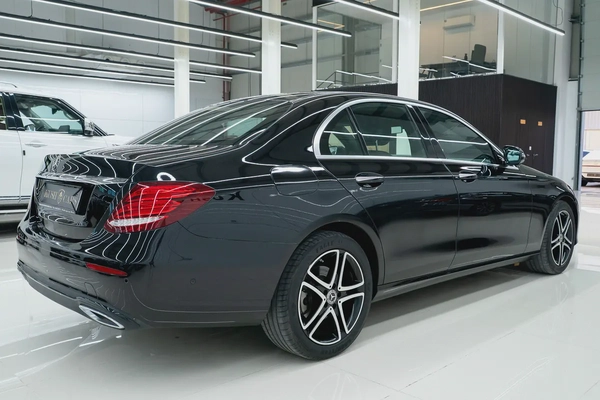 2020 MERCEDES-BENZ E250 IN EXCELLENT CONDITION