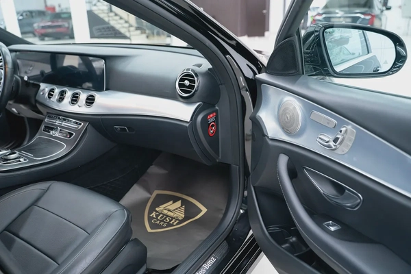 2020 MERCEDES-BENZ E250 IN EXCELLENT CONDITION