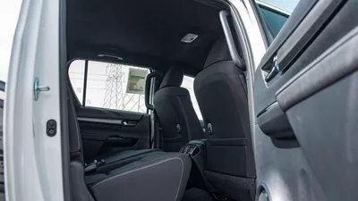 Toyota Hilux ADVENTURE HILUX ADVENTURE 4.0L PETROL FOLL OPTION-15