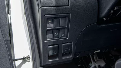 Toyota Hilux ADVENTURE HILUX ADVENTURE 4.0L PETROL FOLL OPTION-17