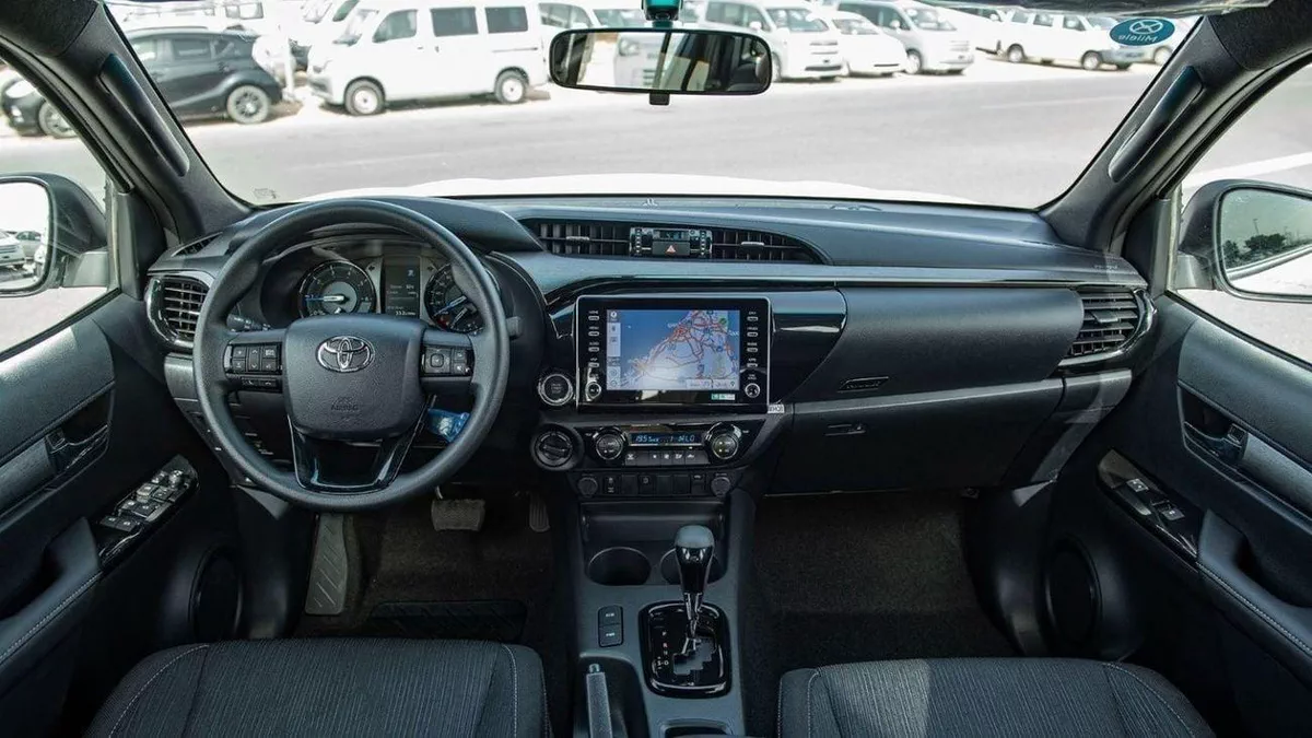 Toyota Hilux ADVENTURE HILUX ADVENTURE 4.0L PETROL FOLL OPTION-11-0
