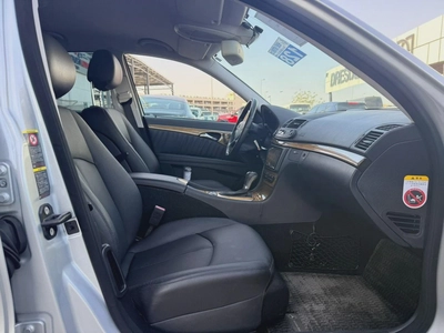 Mercedes Benz E350-11