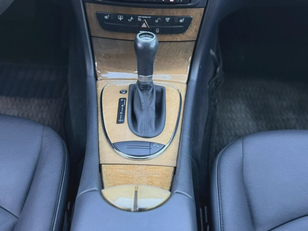Mercedes Benz E350