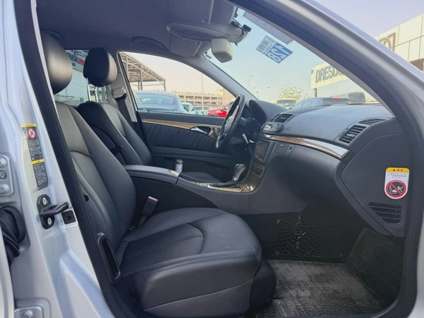Mercedes Benz E350