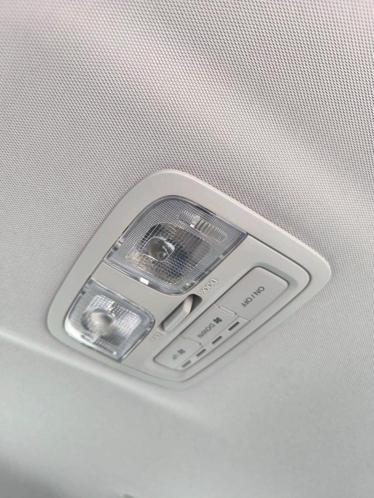 Mitsubishi Pajero Sport 2025-11-0