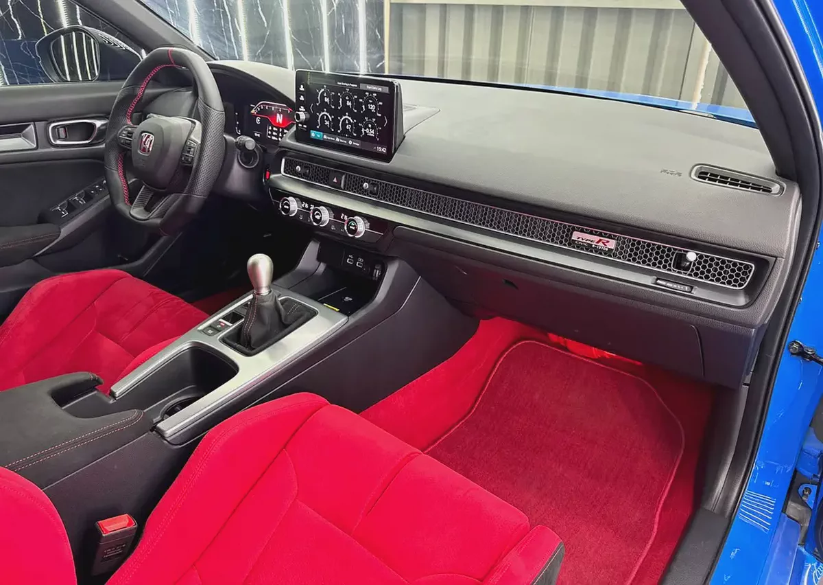 2024 Honda Civic Type R | GCC | Low Mileage | Full Honda Service History-9-9