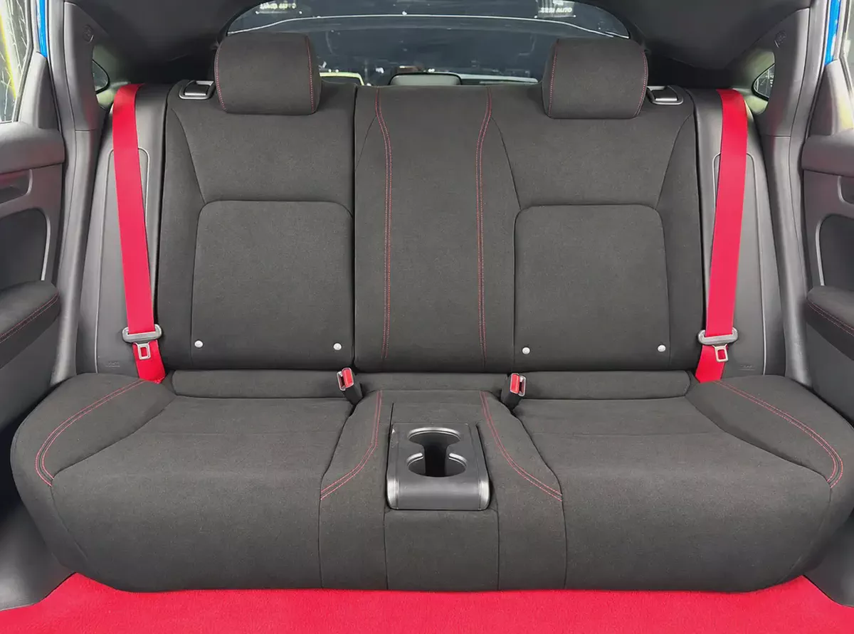 2024 Honda Civic Type R | GCC | Low Mileage | Full Honda Service History-18-18