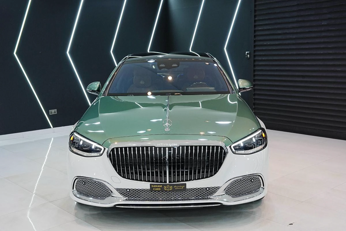 Mercedes-Benz Maybach S680 Emerald Isle Edition 1 of 25-7-7