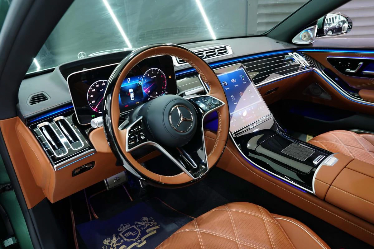 Mercedes-Benz Maybach S680 Emerald Isle Edition 1 of 25-16-16