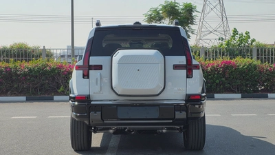MHERO 817 (White)-11