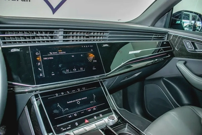 AUDI WARRANTY 2028 UNLIMITED KMS /  SERVICE PACKAGE TILL 2030 OR 75,000 KMS | 3.0L 55 TFSI-11