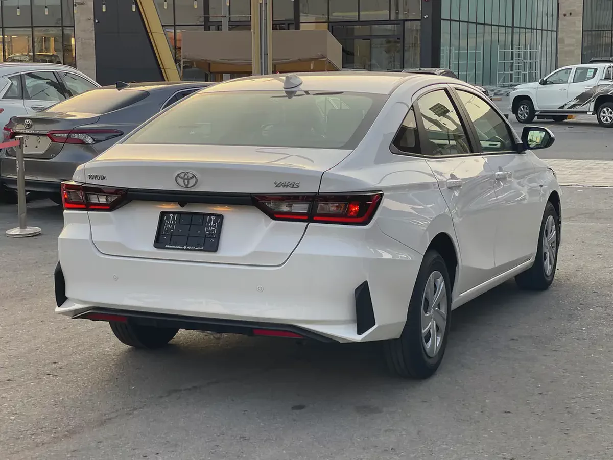 2026 Toyota Yaris E GCC Specs - Brand New Condition-3-3