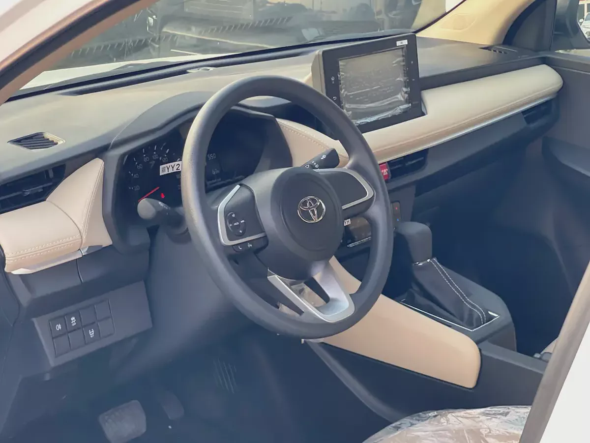 2026 Toyota Yaris E GCC Specs - Brand New Condition-8-8
