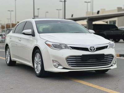 Toyota Avalon SE+ 2014 - GCC Specs - Well Maintained-1