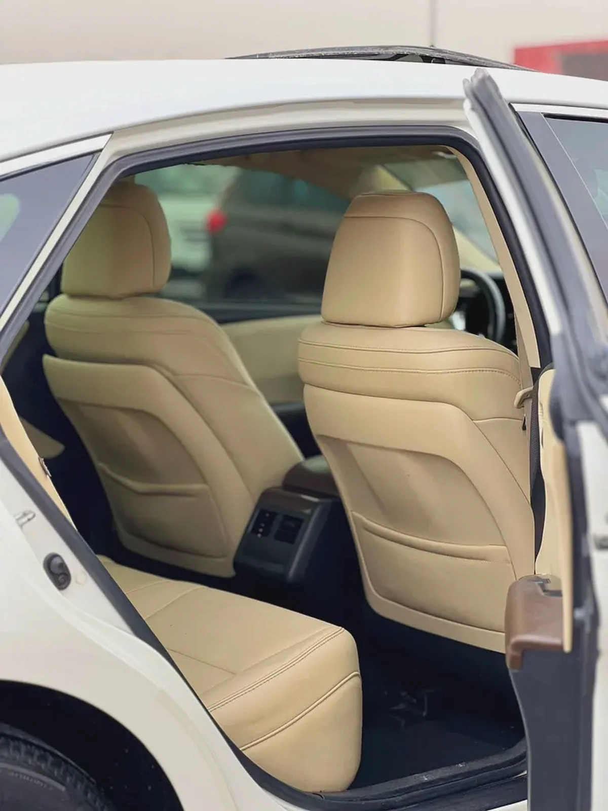 Toyota Avalon SE+ 2014 - GCC Specs - Well Maintained-7-7