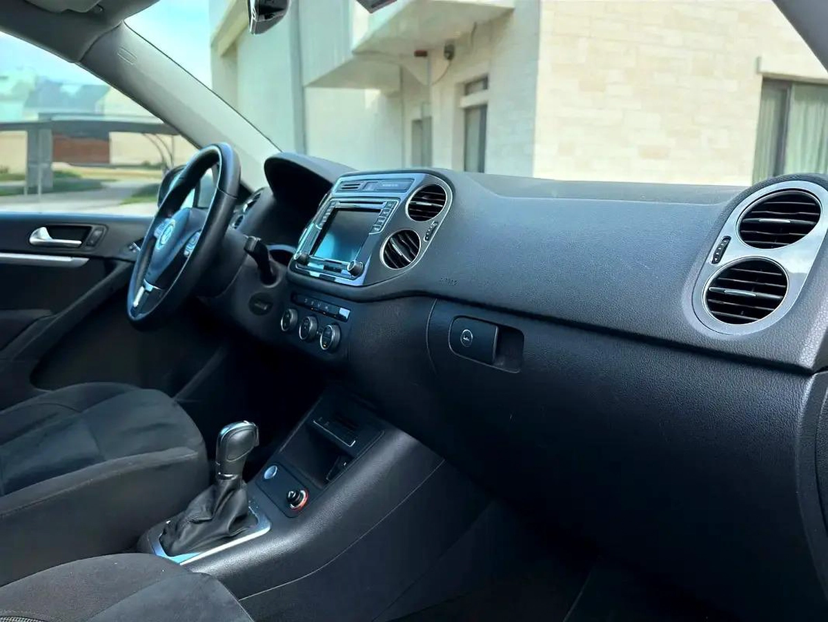 VOLKSWAGEN TIGUAN 1.4L TSI A/T | 2016 | GCC SPECS-1-1