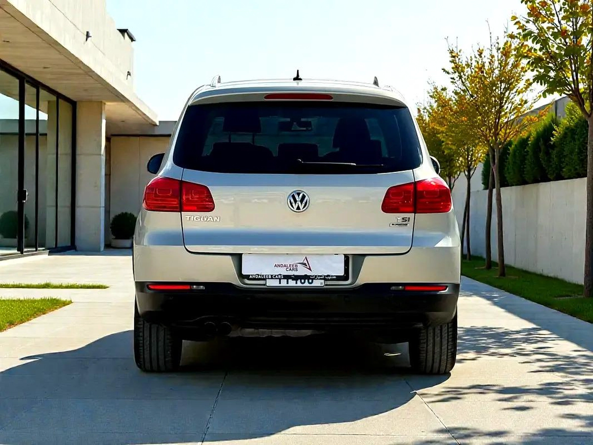 VOLKSWAGEN TIGUAN 1.4L TSI A/T | 2016 | GCC SPECS-2-2