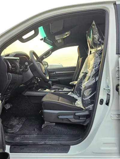 Toyota Hilux ADVENTURE EXL DOUBLE CABIN || 4.0L V6 PETROL | AIR COMPRESSOR | ROLLBAR | 360*CAMERA | FR&RR P/SENSOR (CODE#HP-11