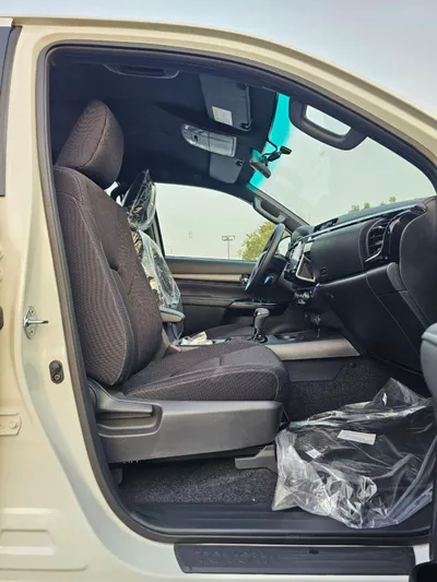 Toyota Hilux ADVENTURE EXL DOUBLE CABIN || 4.0L V6 PETROL | AIR COMPRESSOR | ROLLBAR | 360*CAMERA | FR&RR P/SENSOR (CODE#HP-12