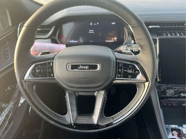 Jeep Grand Cherokee EXPORT PRICE - Grand Cherokee Overland 3.6L