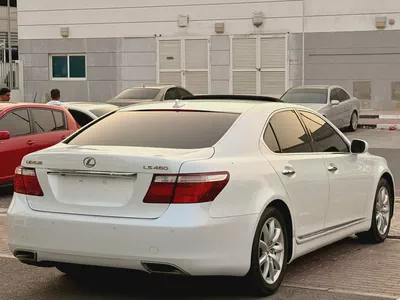 Lexus LS 460 Premier 2007 | American Specs | Well Maintained-4