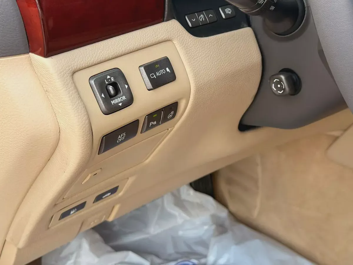 Lexus LS 460 Premier 2007 | American Specs | Well Maintained-19-19
