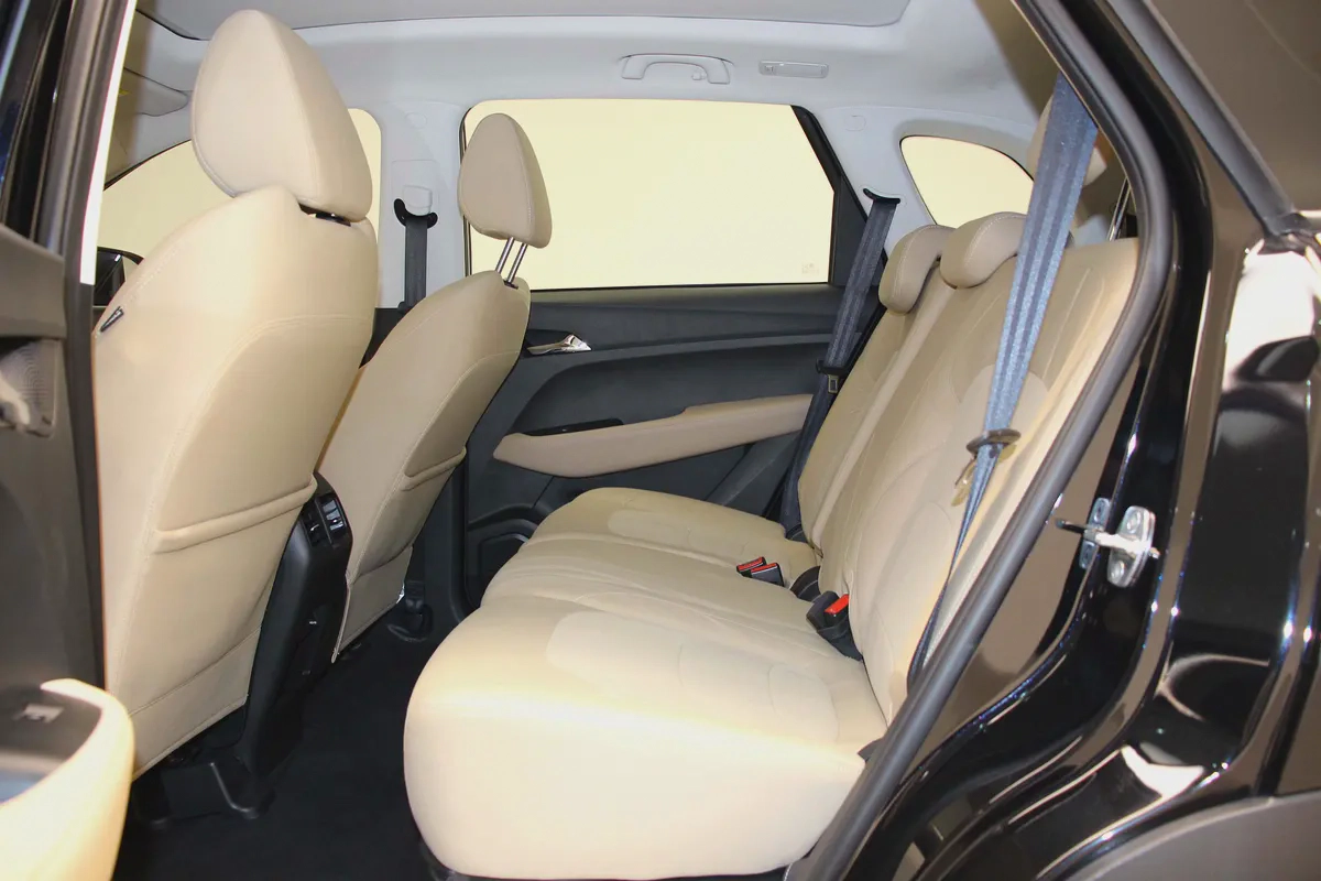 2025 Chevrolet Captiva Premier - GCC Specs-8-8