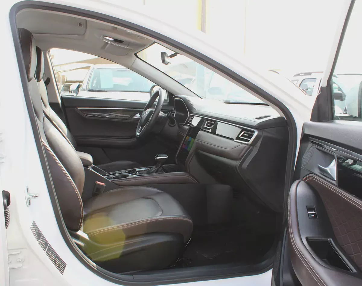 JAC J7 Luxury 2023 | GCC  orginal piant-10-10