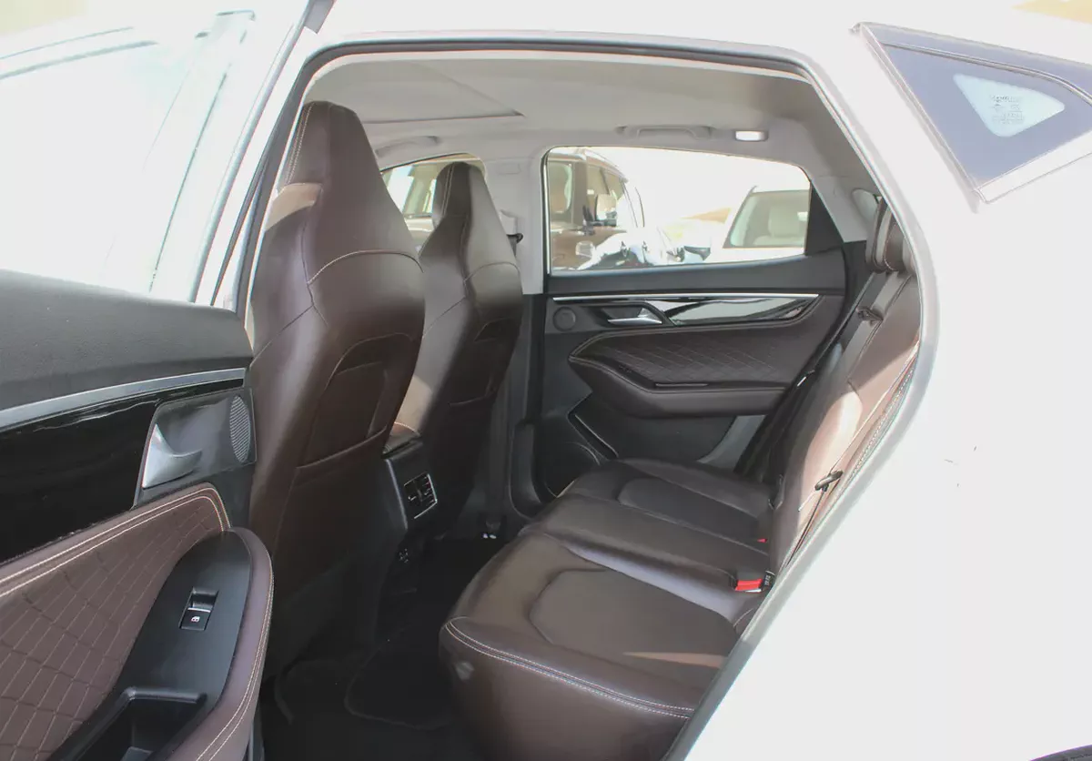 JAC J7 Luxury 2023 | GCC  orginal piant-11-11