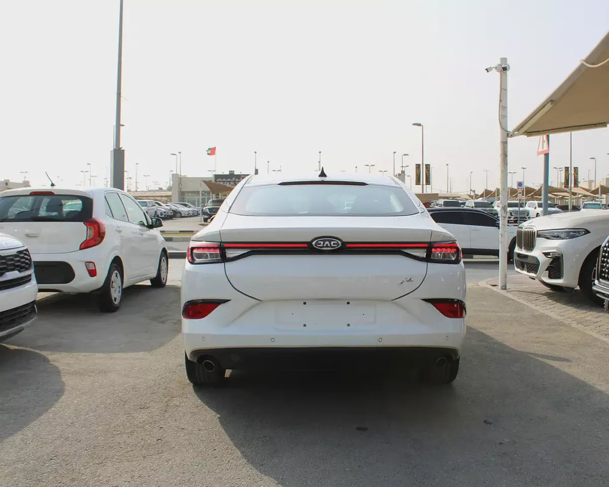 JAC J7 Luxury 2023 | GCC  orginal piant-4-4