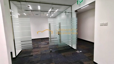Ready-to-Occupy Office in DSO HQ | 982 sqft Fully Fitted | AED 228K/Year | Utilities Included-4