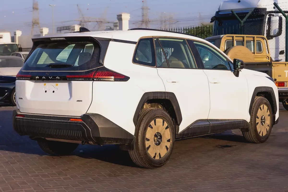 2026 Toyota RAV4 XLE | GCC Specs | Brand New-2-2