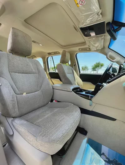 Toyota Land Cruiser EXR 2025 GCC Specs with Less Driven-11