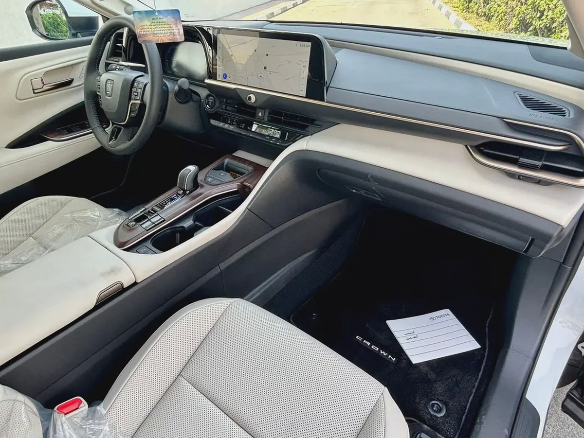 Toyota Crown Platinum 2026 - GCC Specs - Brand New-7-7
