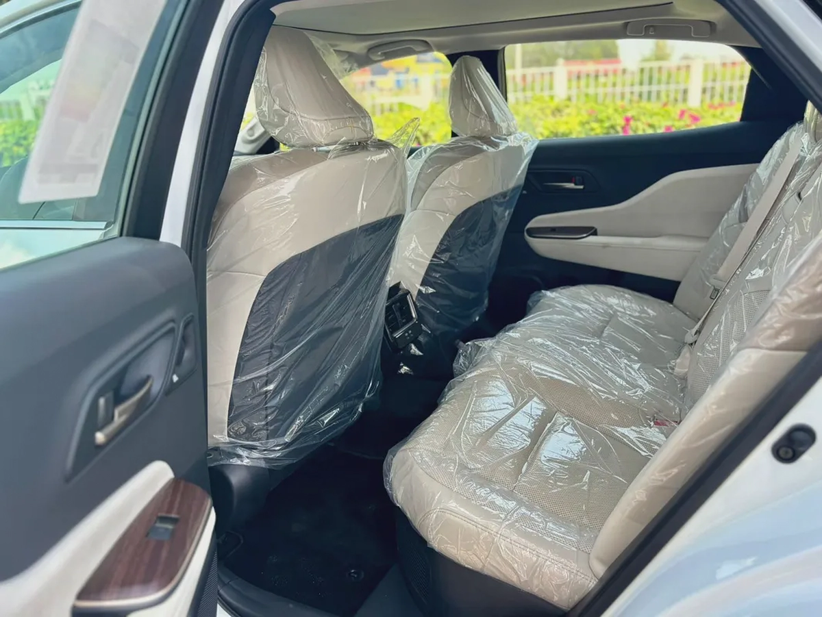 Toyota Crown Platinum 2026 - GCC Specs - Brand New-15-15