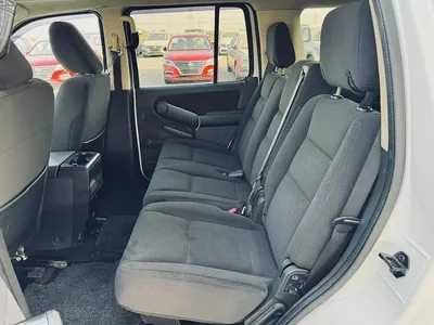 FORD EXPLORER | XLT | 2010 | ONLY : 88622 KM | JAPAN IMPORT | CLEAN TITLE-10